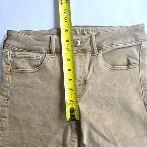 American Eagle Outfitters Light Brown Jean Shorts-Size 6 - Picture 5 of 8